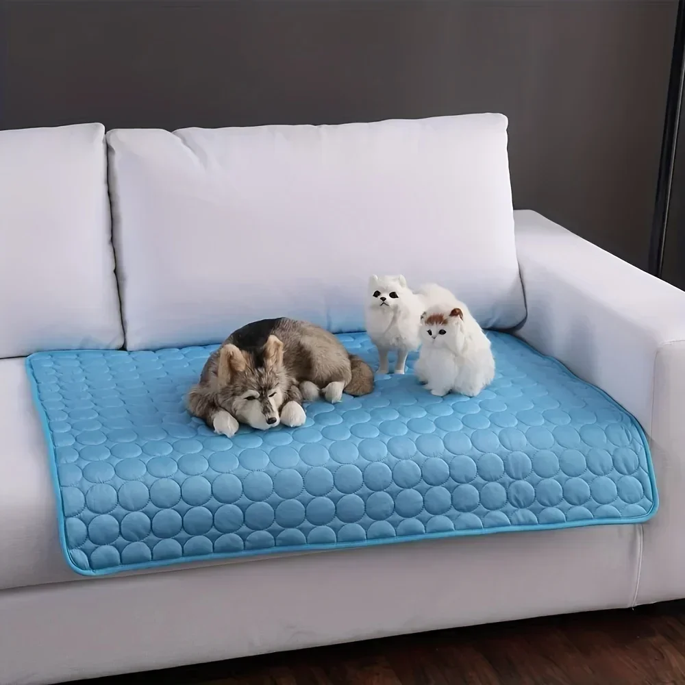 Summer Pet Ice Pad Cool Sleeping Mat Breathable Ice Silk Washable Pet Bed Durable Dog Cat Cushion Pet Supplies for Home Outdoor